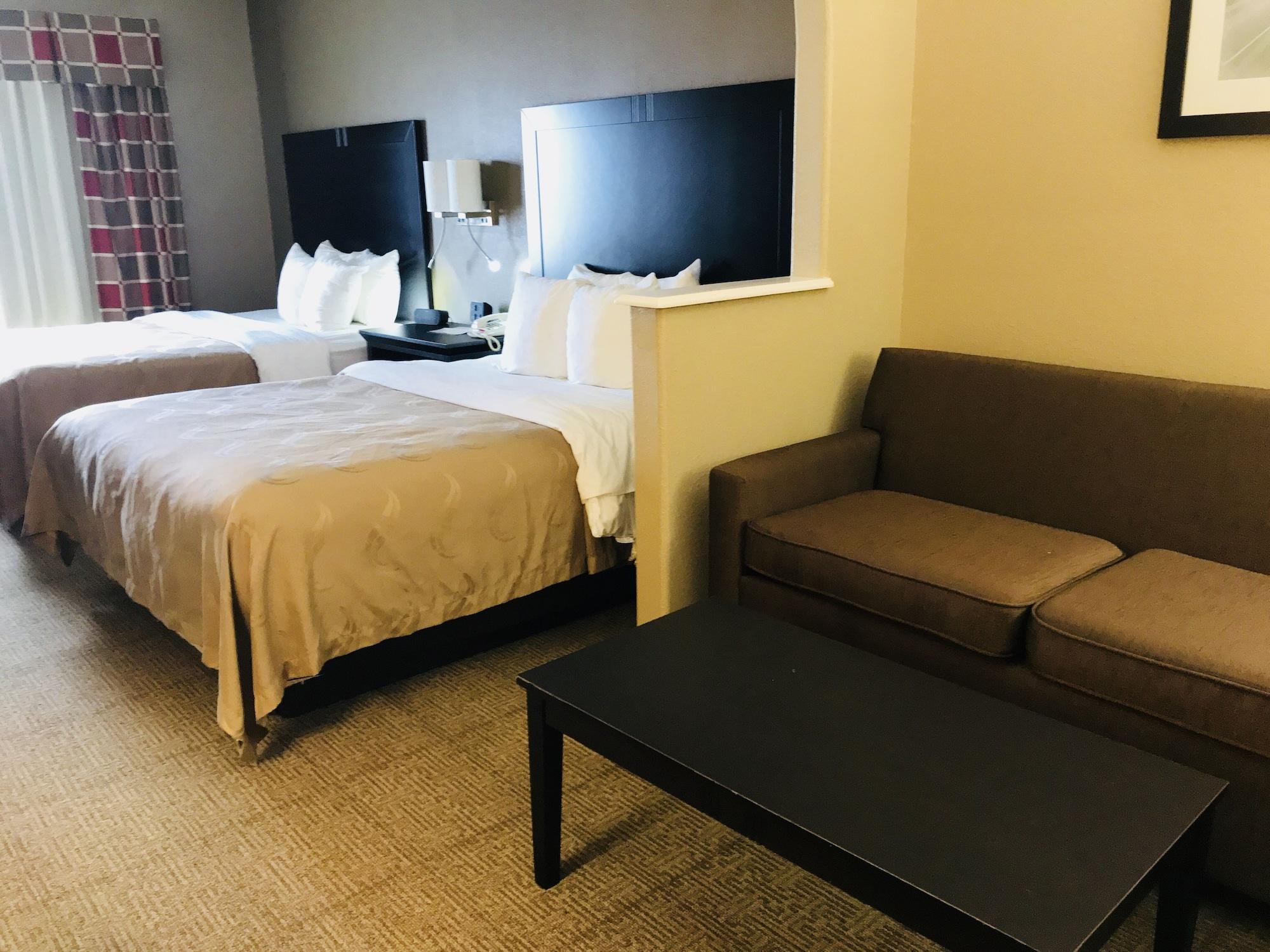 Quality Suites Houston Nw Cy-Fair Jersey Village Экстерьер фото